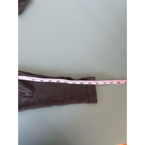 Gymshark womens leggings dark grey size S/M logo on leg seamless - Picture 7 of 7